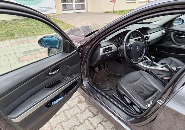 BMW Seria 3 cena 16000 przebieg: 372000, rok produkcji 2008 z Mońki małe 22